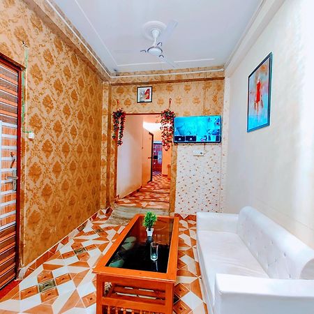 De Costa Palace - Pick And Drop Available Varanasi Exterior photo
